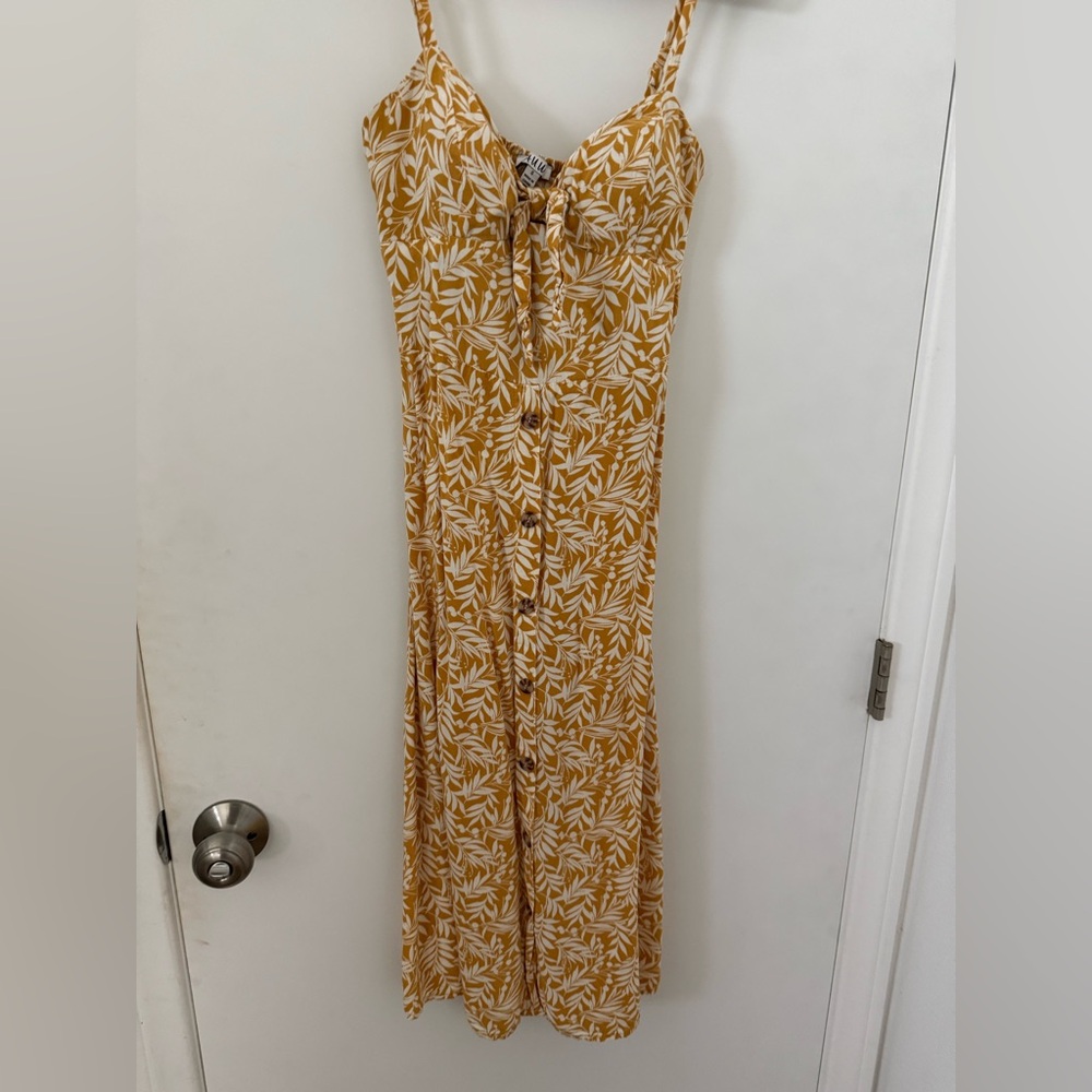 Yellow Dress with Pattern and Adjustable Straps Small